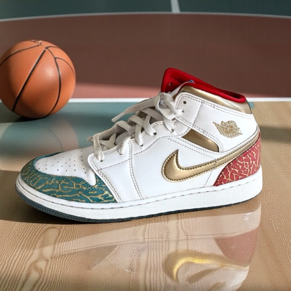 Nike Air Jordan 1 Mid UNC to Chicago Kid Exclusive Sneakers White Gold Red Blue